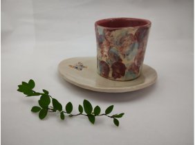 Copinho e pires em cerâmica.png